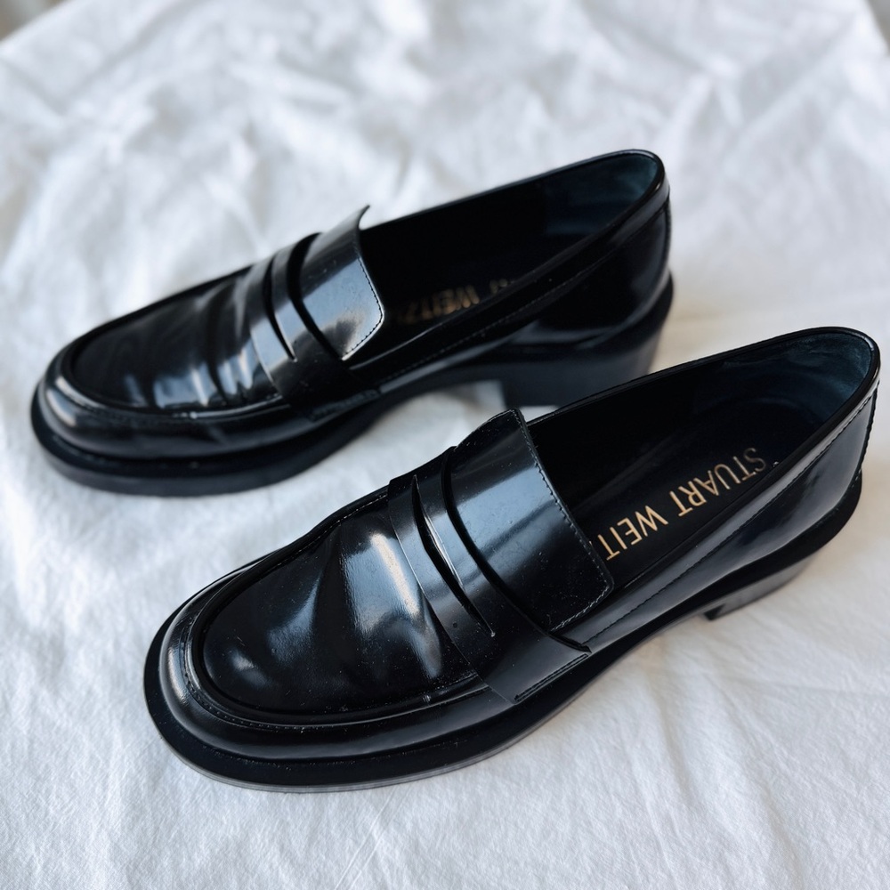 Stuart Weitzman Palmer Bold Loafer in Black